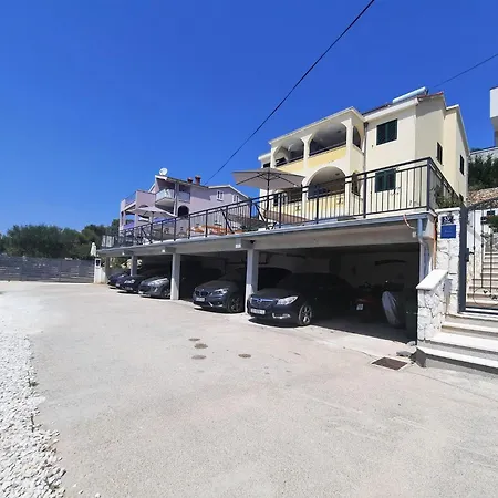 Appartement Pool Side With Sea View And Spacious Sun Deck A5 *